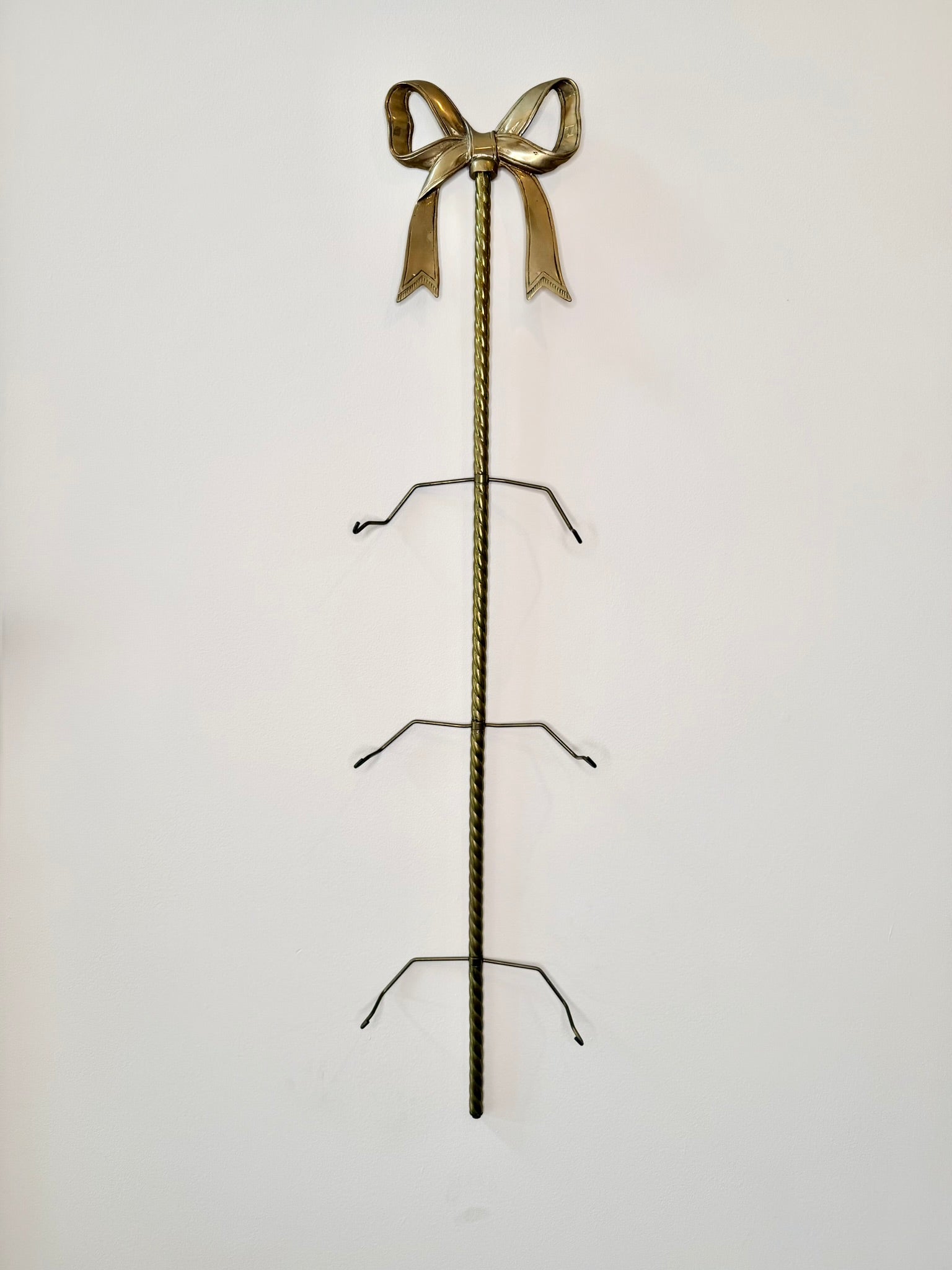 Brass Bow Triple Plate Holder